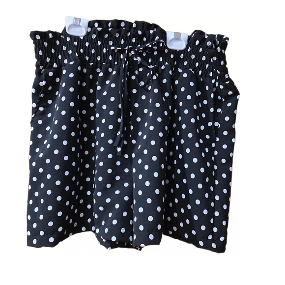 classic concepts Pants - Polka Dot High Waist Shorts